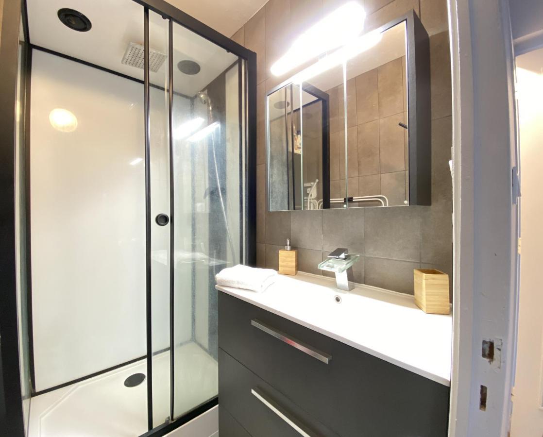 Cosy, Spacieux Avec 3 Et Espaces De Travail - Pres Bas