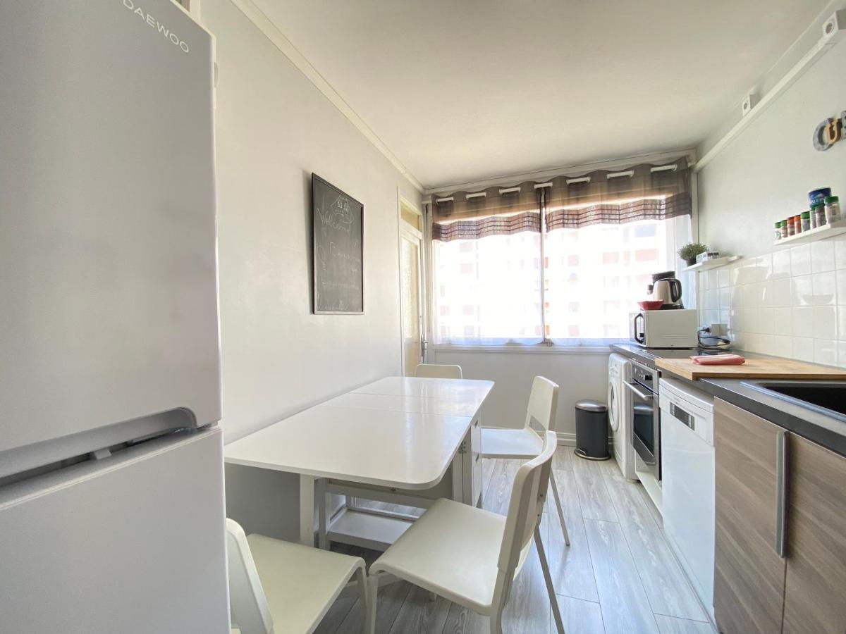 Cosy, Spacieux Avec 3 Et Espaces De Travail - Pres Bas Appartement Clermont-Ferrand